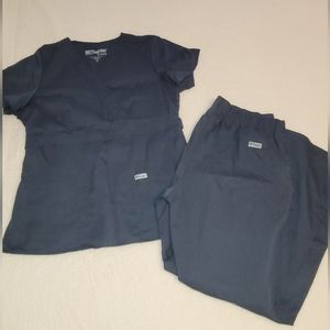 Grey's Anatomy by Barco Women's scrubs setGrey size medium